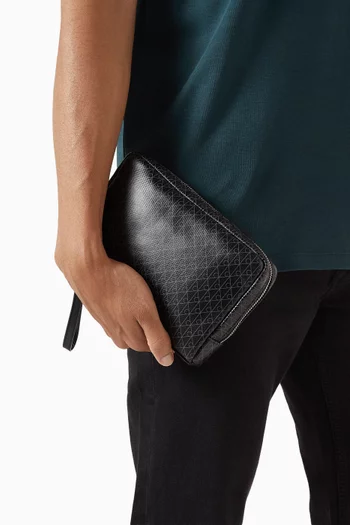 حقيبة صغيرة بنقشة شعار الماركة بالكامل