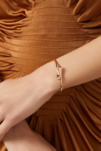 سوار كليو متوسط الطول بتصميم سهل الارتداء ذهب وردي عيار 18