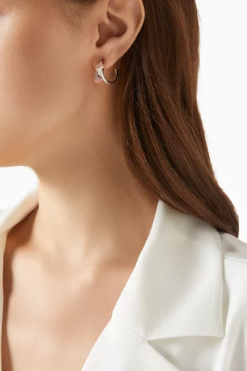 أقراط دائرية كليو بتصميم مفتوح مرصعة بماس وكوارتزيت وردي ذهب أبيض عيار 18