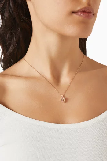 قلادة كليو بدلاية هاجي مرصعة بماس وكوارتز وردي ذهب وردي عيار 18