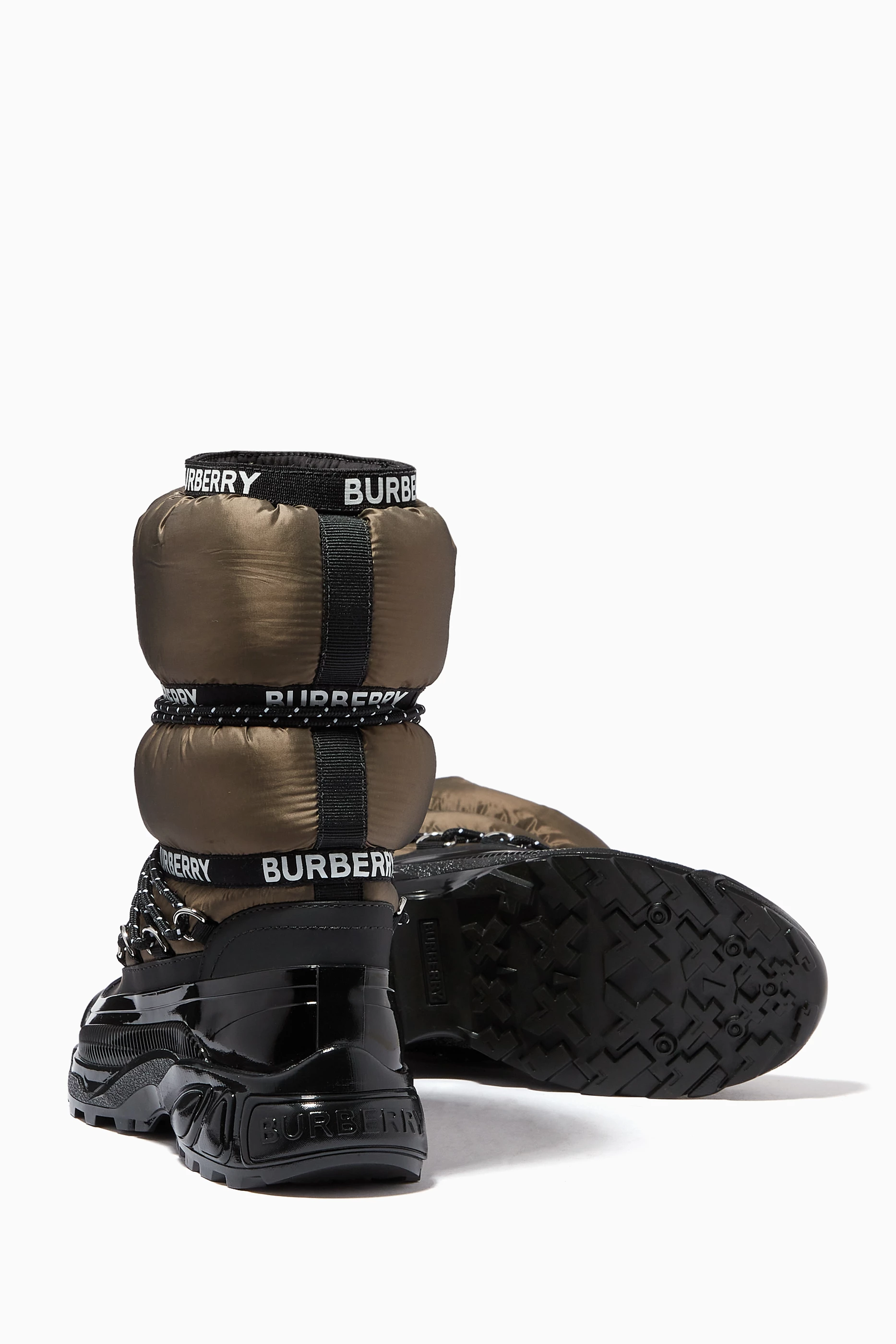 Burberry snow boots men 2025