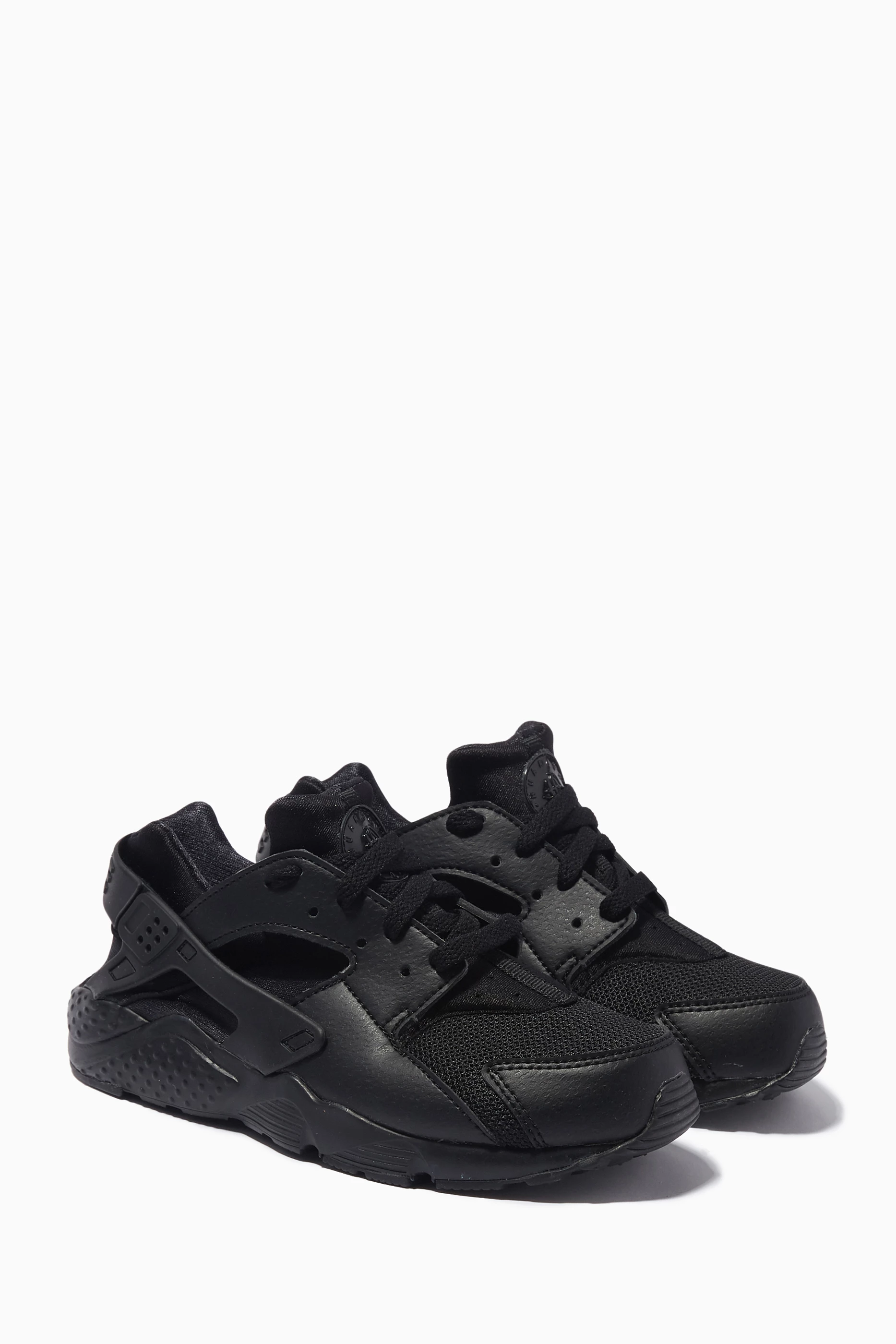 Buy Nike Black Huarache Run Sneakers for Boys in Kuwait Ounass