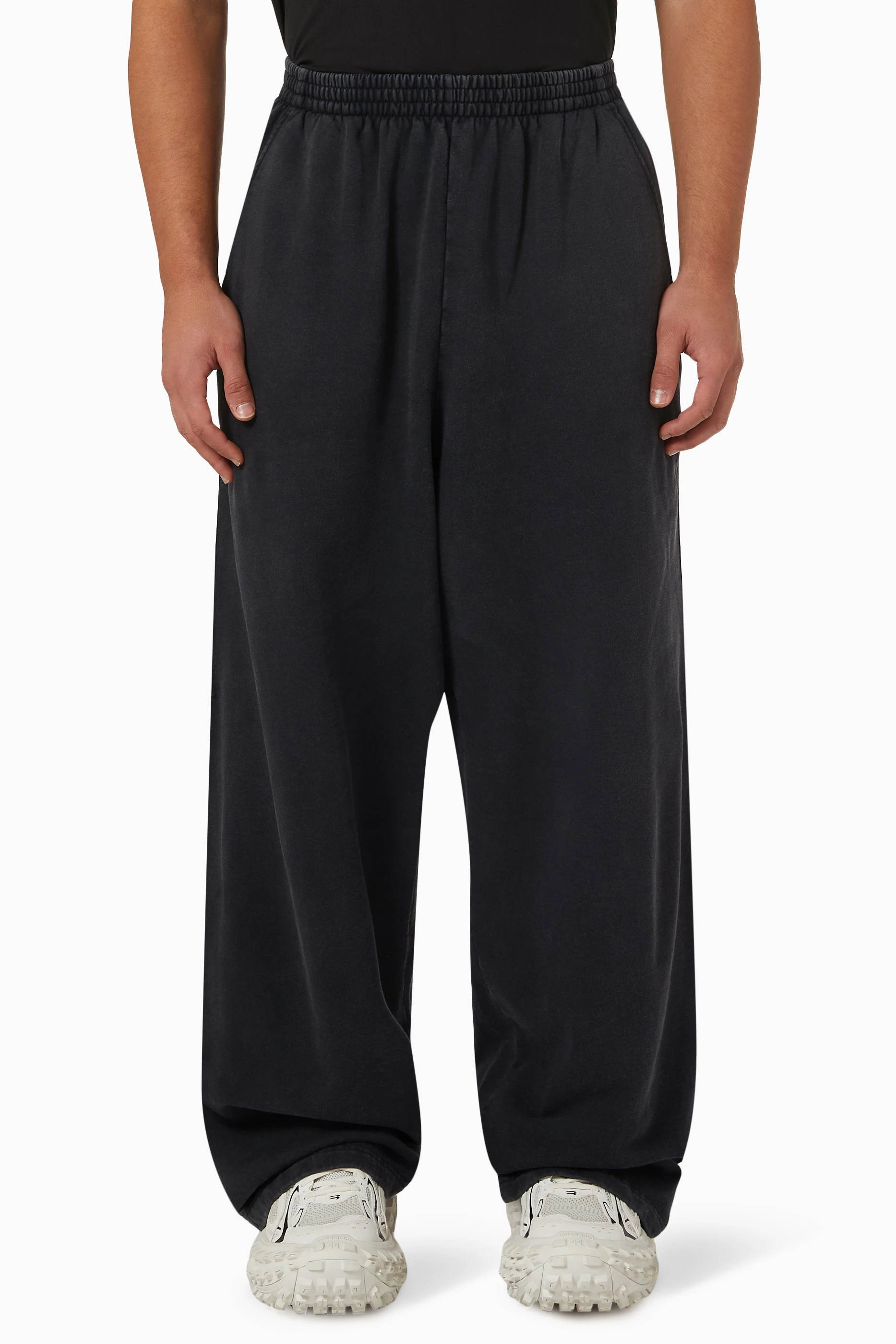 Buy Balenciaga Black Baggy Sweatpants in Heavy Fleece for Men in Kuwait