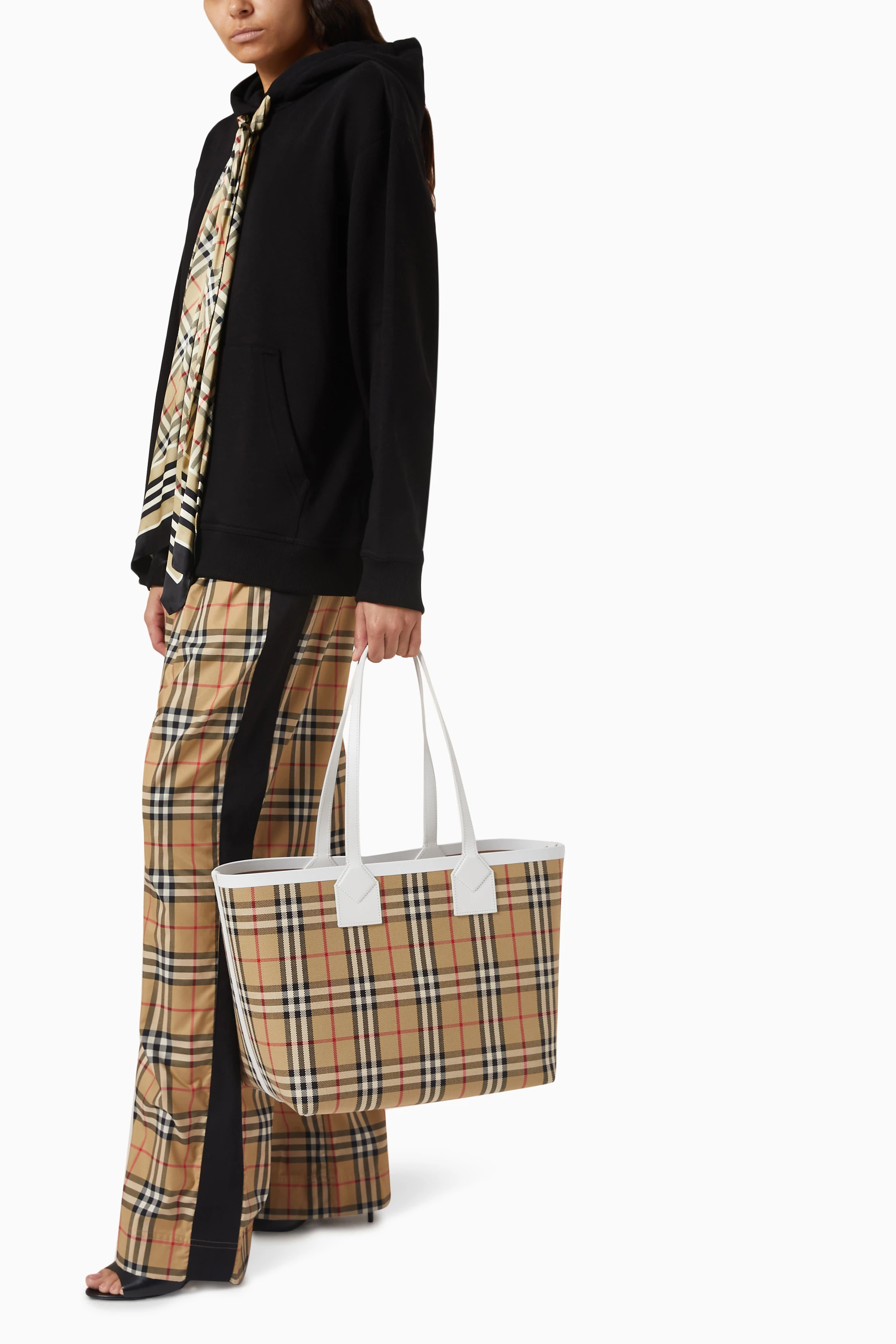 Burberry vintage tote bag discount