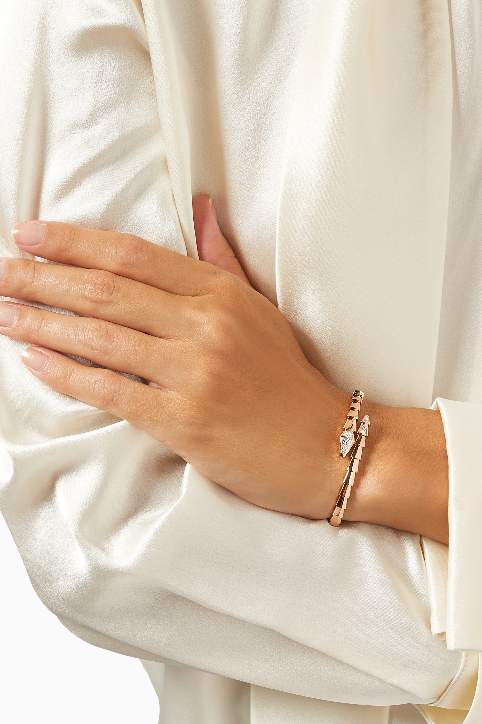 Buy BVLGARI Rose Gold Serpenti Viper Diamond Bracelet in 18kt Rose Gold for Women Online Ounass Kuwait