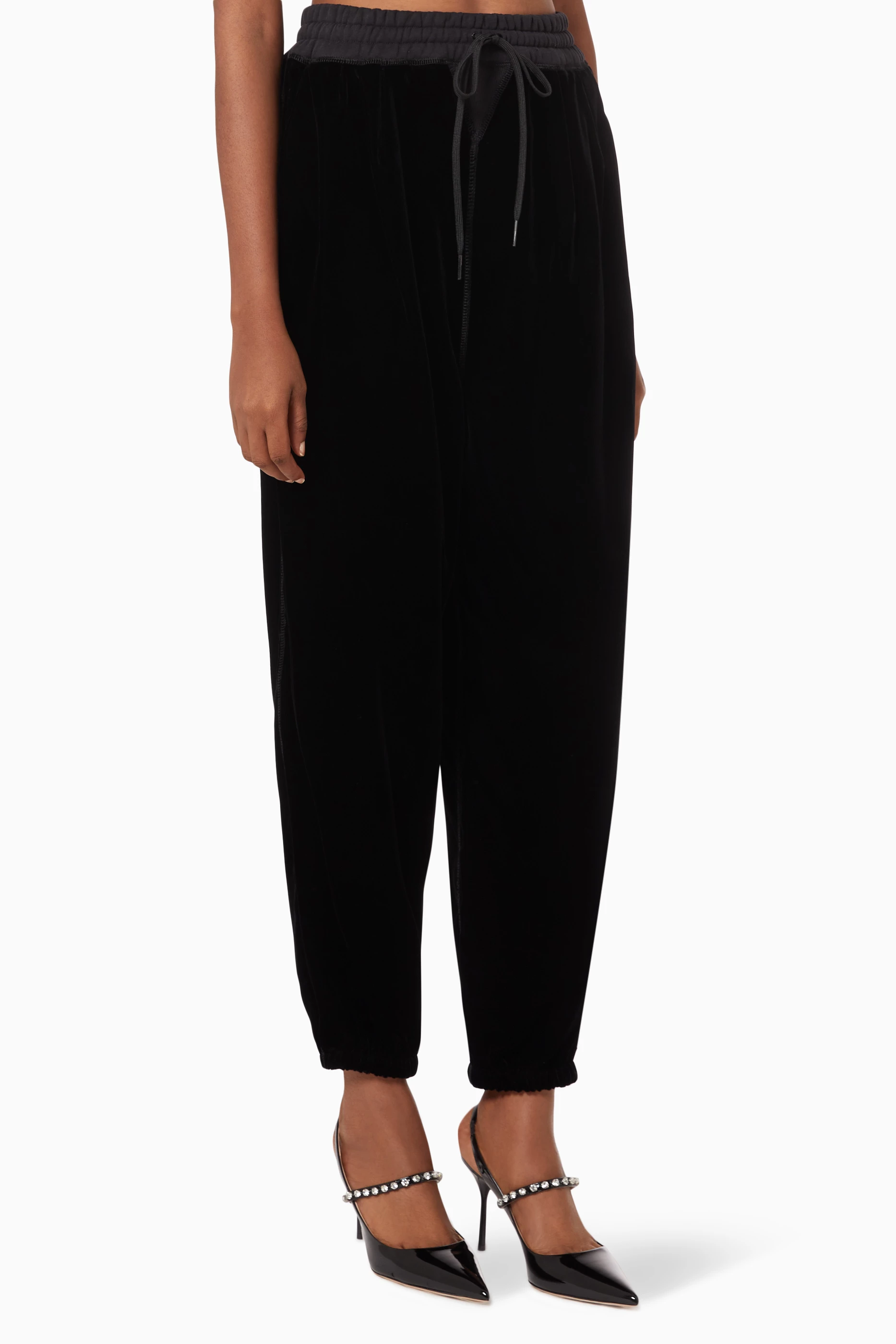 214757385_blk_in.jpg?ts=