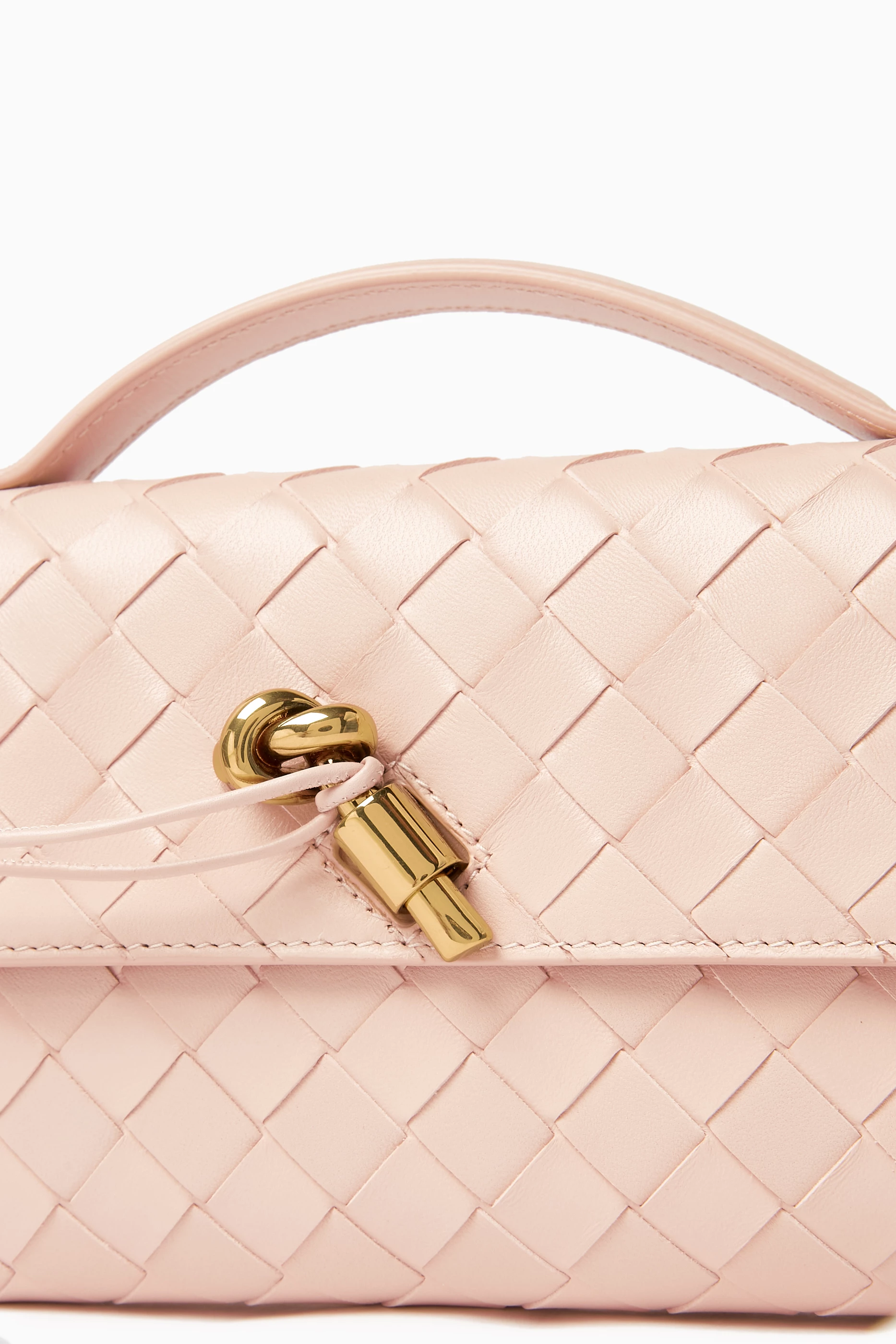 25SS new/BOTTEGA VENETA アンディアモロングクラッチ Bag Pink BOTTEGA VENETA Long Andiamo intrecciato leather clutch | NET