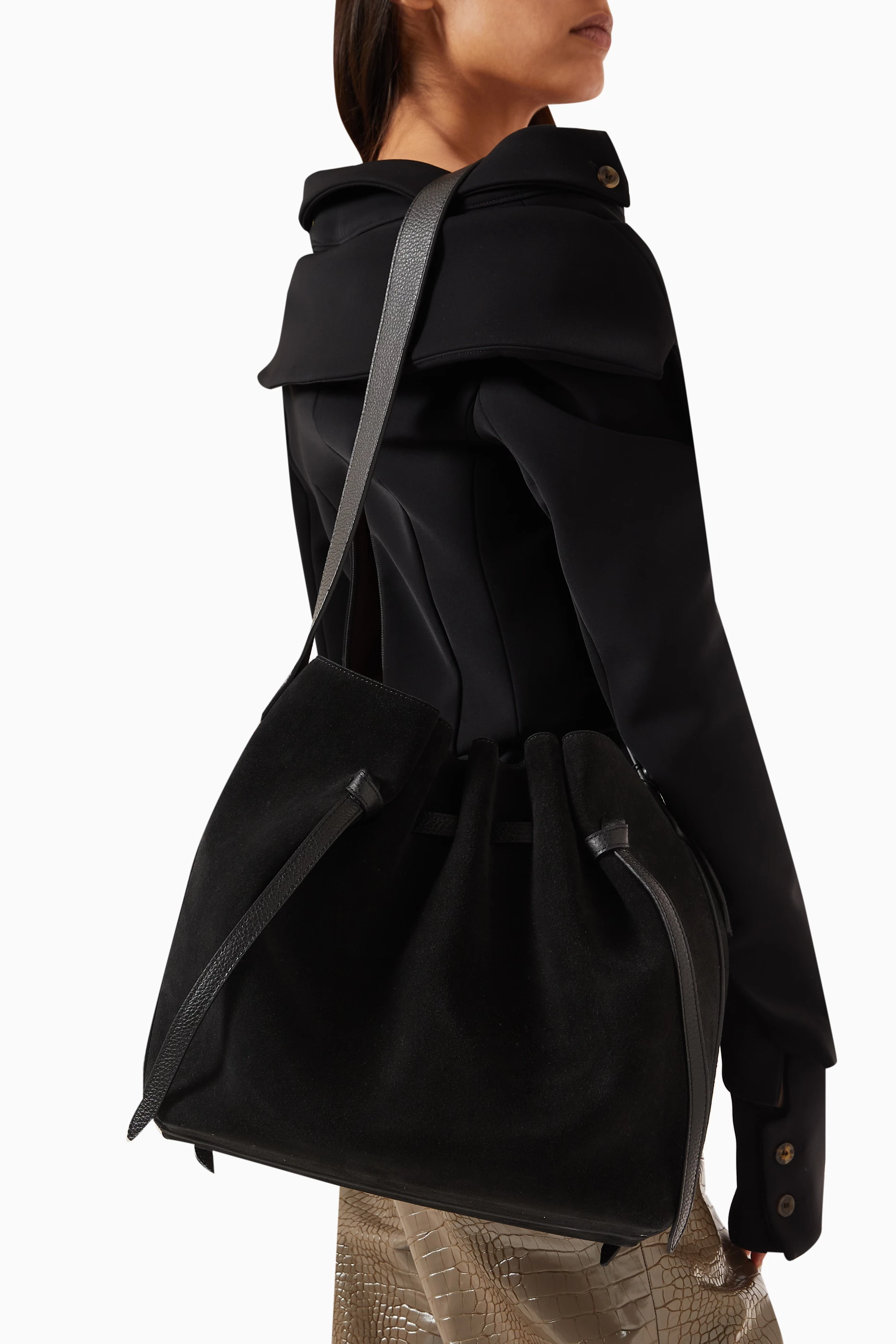 Buy YUZEFI Black Large Scallop Bucket Bag in Suede for Women