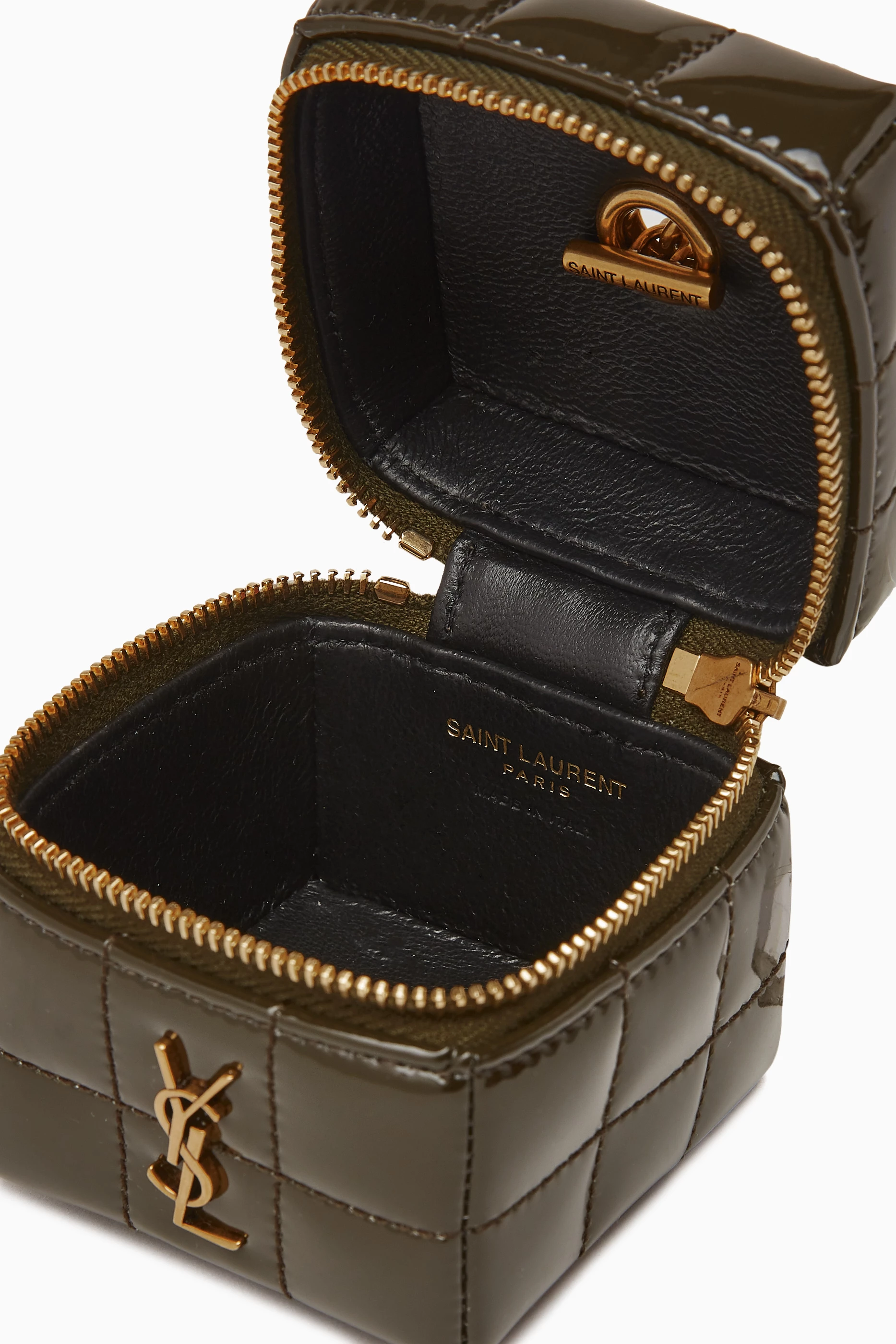 【SAINT LAURENT】cassandre matelasse carre mini cube CASSANDRE MATELASSÉ CARRÉ mini cube in patent leather