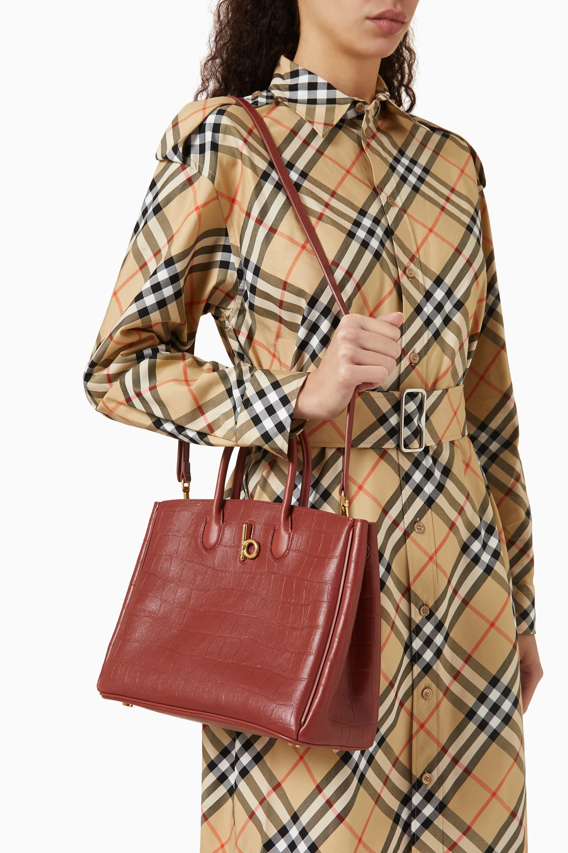 【関税＆送料込み】Burberry Small Rocking Horse Purse Small Rocking Horse Bag in Black - Women | Burberry® Official
