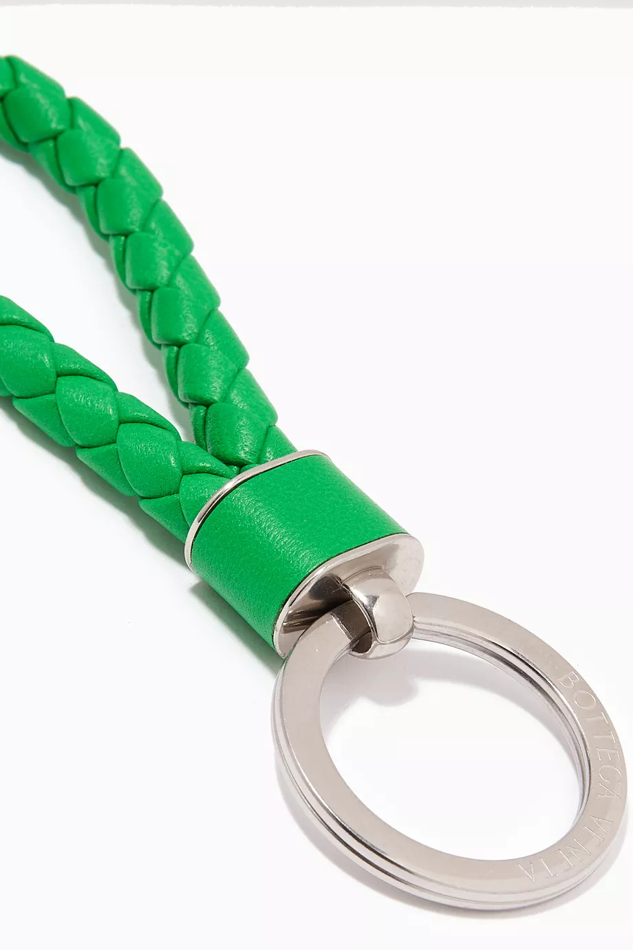 Buy Bottega Veneta Green Key Ring in Intreccio Leather for Men
