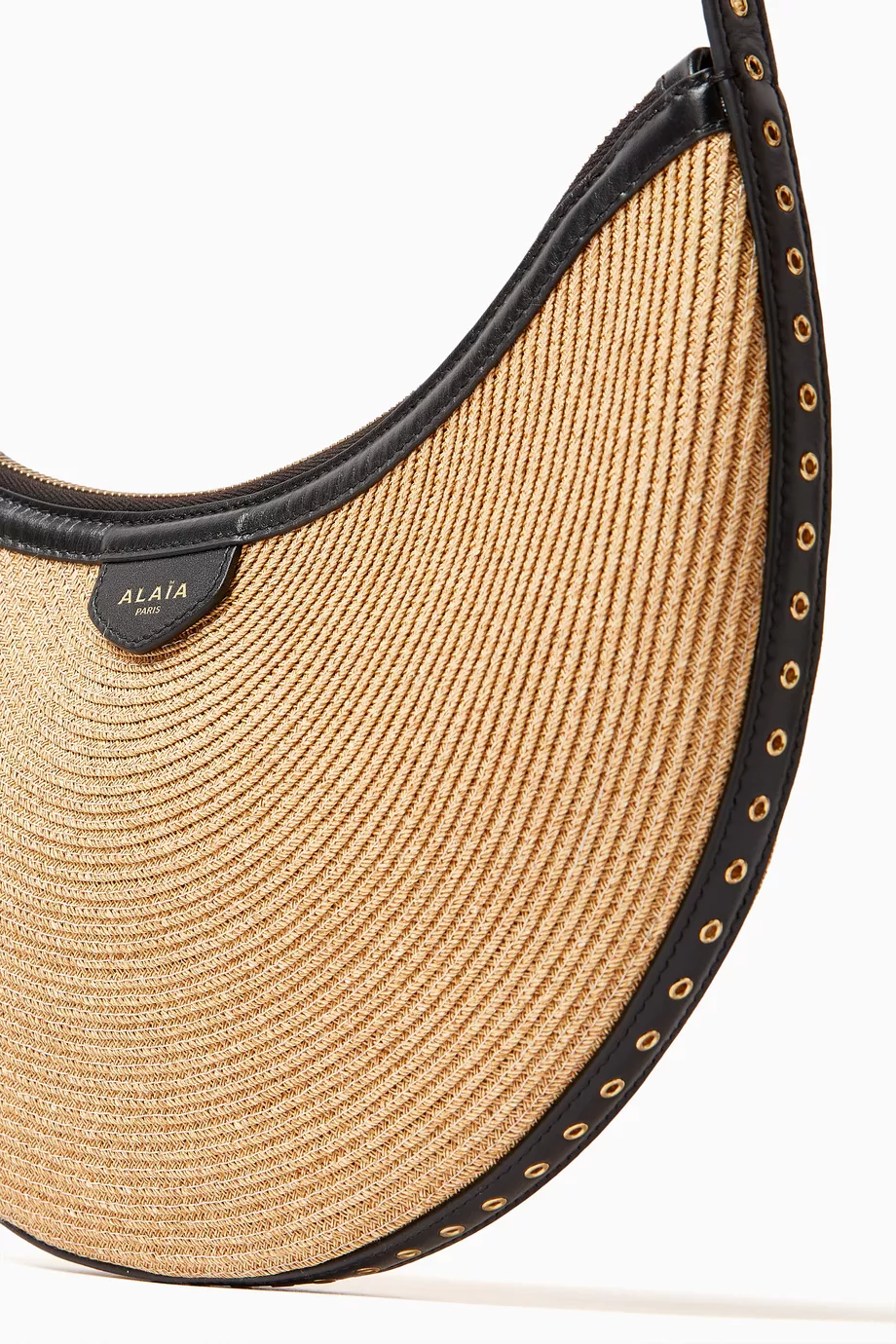 【夏のStyleに映える】ALAIA DEMI LUNE Paper Straw ショルダー ALAÏA NATURAL ONE PIECE DEMI LUNE BAG IN PAPER STRAW | ALAÏA MA